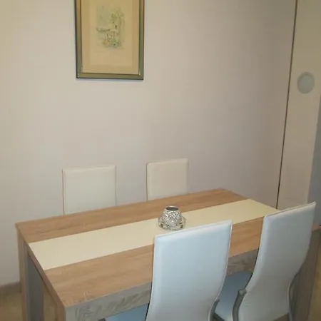 Budimir Apartman *