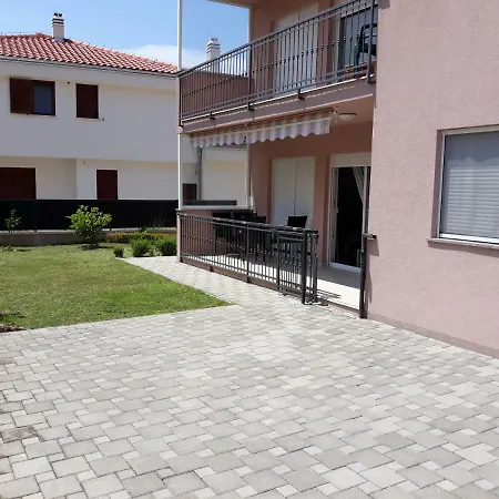 Apartment Budimir *